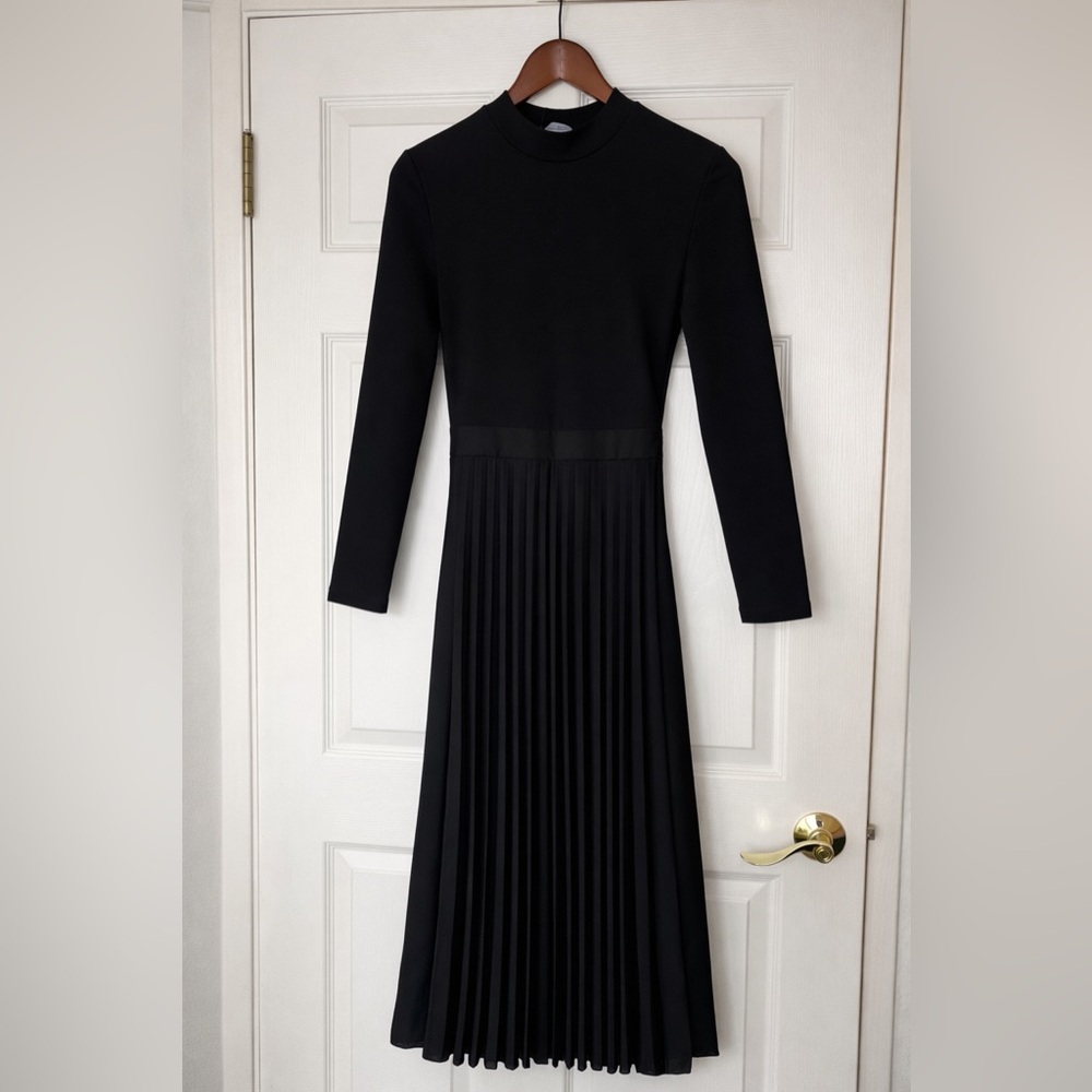 NWT Zara Black Long Sleeve Pleated Dress